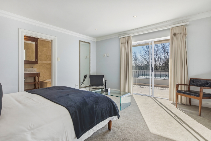 9 Bedroom Property for Sale in Constantia Western Cape